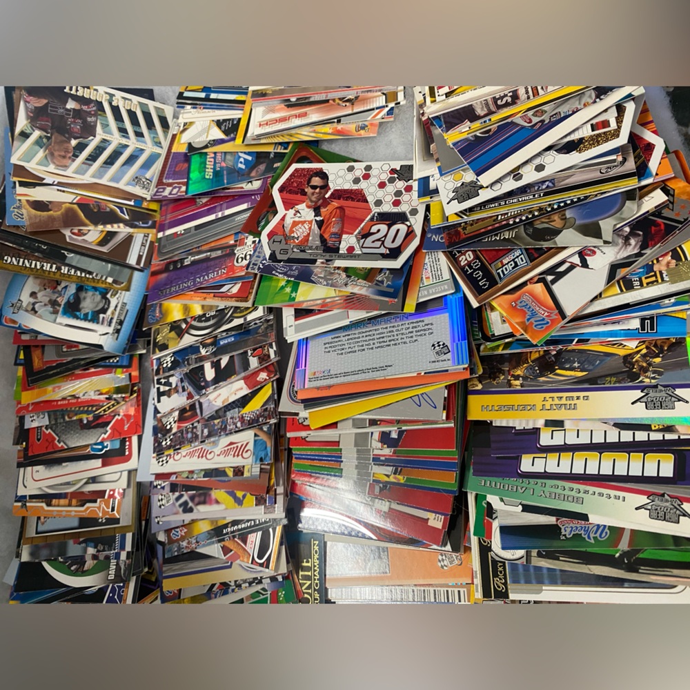Assorted NASCAR Trading Cards Collection - Picture 5 of 5